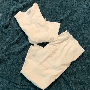 Simply Basic Scrubs Top and pants. XL